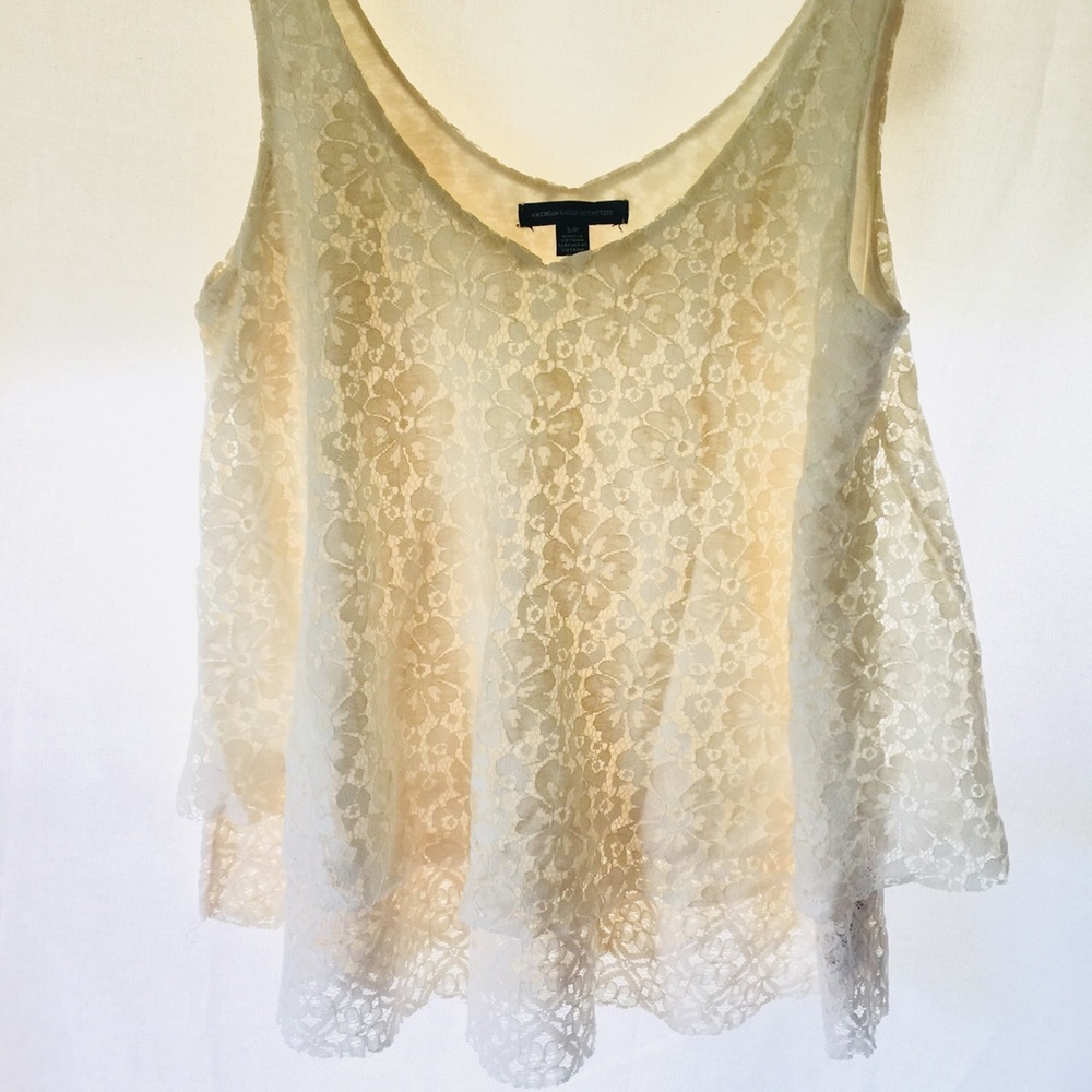 ❄️Close OUT SALE 🔥 Lace crop Top